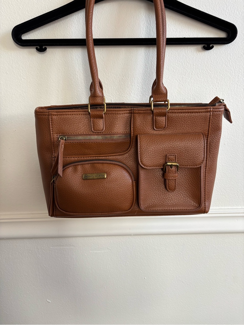 White Mountain pebbled Tan Shoulder Bag with Front Pockets